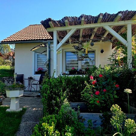 Ferienhaus Kaerntnergmiat Feldkirchen in Kärnten Esterno foto