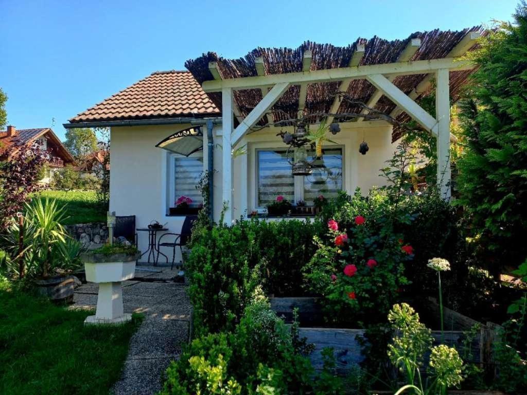 Ferienhaus Kaerntnergmiat Feldkirchen in Kärnten Esterno foto